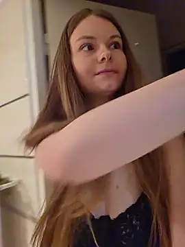 AnnaSweet18 - show PUSSY CLOSER , lt 5 videos