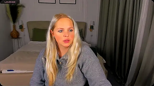 Nikolla_ - Naked Boobs
