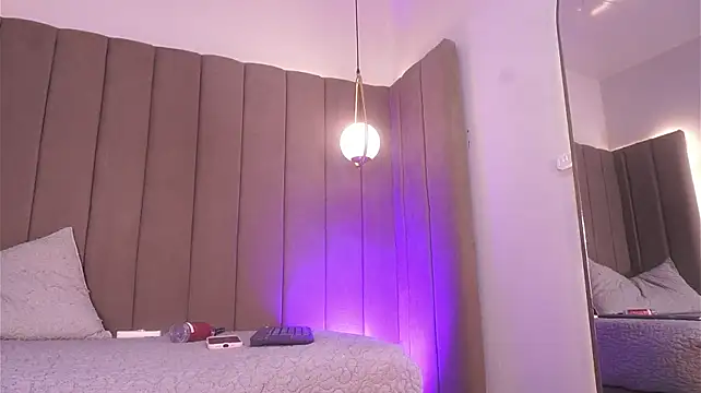 Ashley_Beaomunt - Red ass + Spank