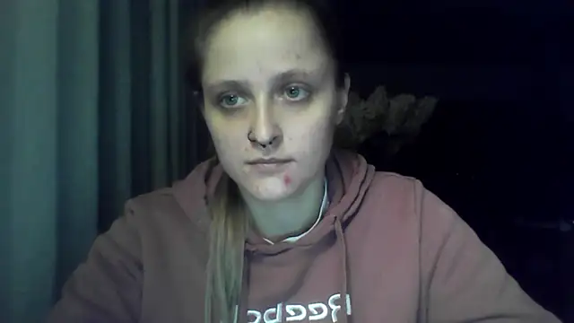 LeaWetGirl - SHOW MY FIGURE <3