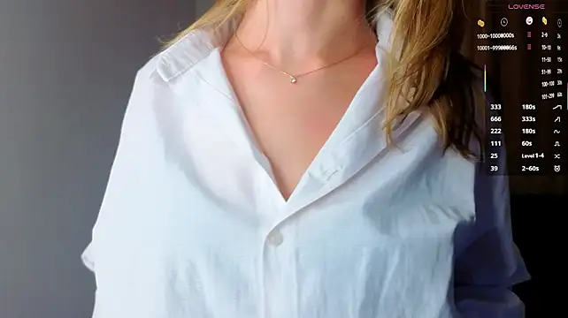 FayeLivingston - doggy tease