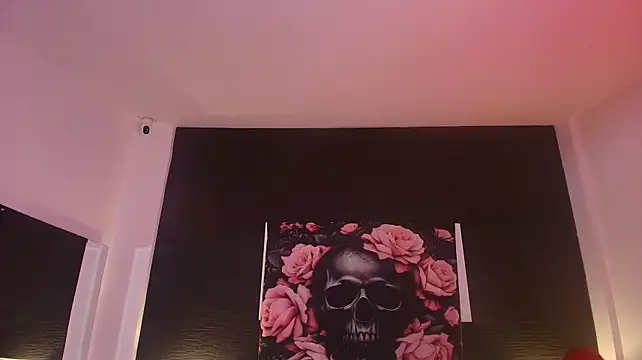 EvaaFoxxy1