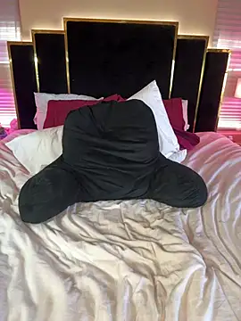 KarissaChantelle - Oik Up & Bounce My Booty In Ur Face