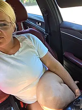 LadyB07 - Cum hard with dildo