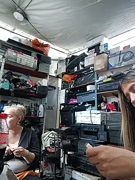Eva_222 - SHOW TITS IN WORK
