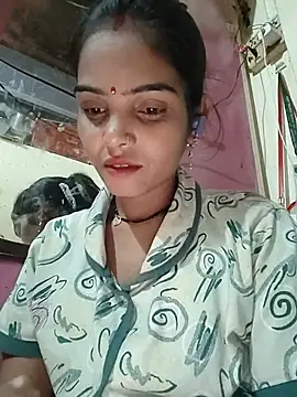 Kamini_hat