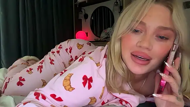 Blissdimicco - ASS CLAPPING
