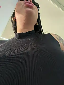 Kiim_taaylor - FLASH TITS IN PUBLIC 🔥