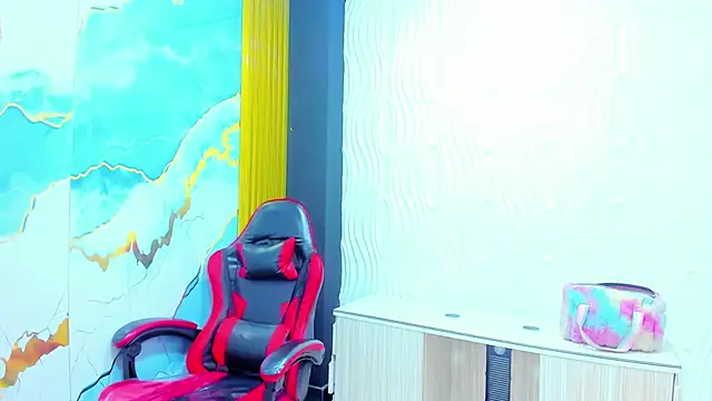 Anniee_x - nice smile