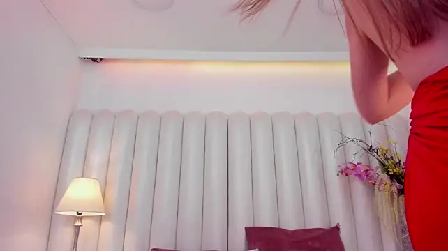 AndreinaOwen - camel toe