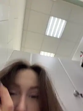 Peachy_Dream - make me massage my pussy with open door