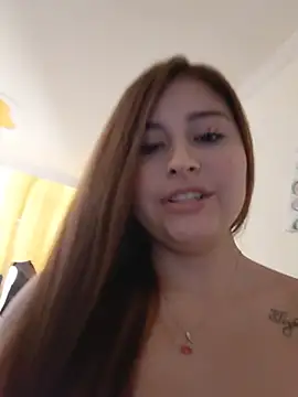 Julii_Sw - I masturbate my friend