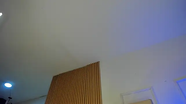 JUANDIAMONDS98's Live XXX Chat