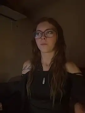 Alina-420 - show ass