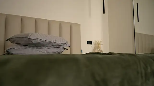 Celestaraaa - Squirt Show