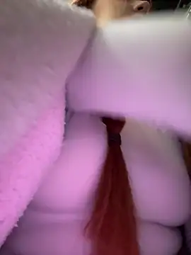 Katexxxx - take off top completely 🍒