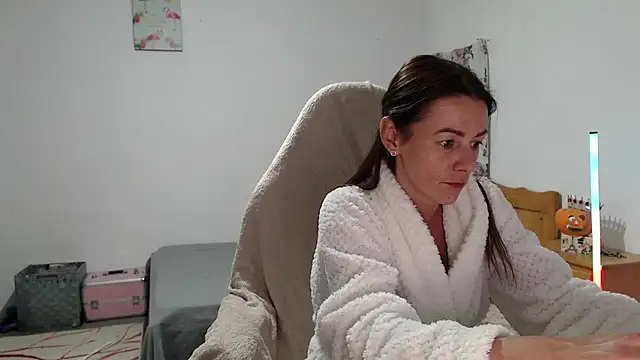Missyalis - oil tits