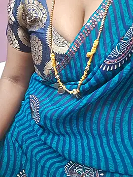 Tamil_Ammani - Boobs show😜😜😝🥰🔥🔥🔥