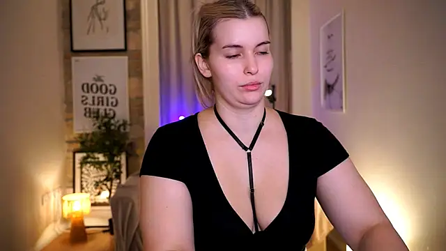 ShyHotNerd - Szoknya le / Skirt off