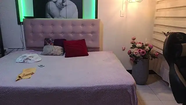 Sara_valderrama_ - Revote Boobs 🖤💀