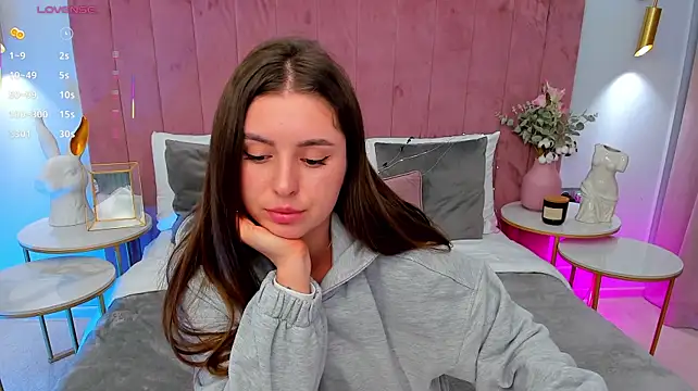 ElzaJons - Undress panties🤩