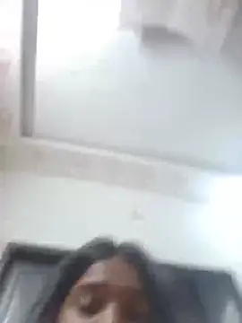 Avii5 - Showing boobs