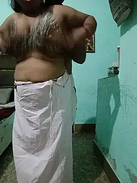 Ranihoty1 - Boobs show
