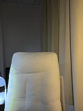 Momo-1314 - 💕众筹小粉