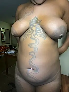 Tattedupdek - Pussy play😋