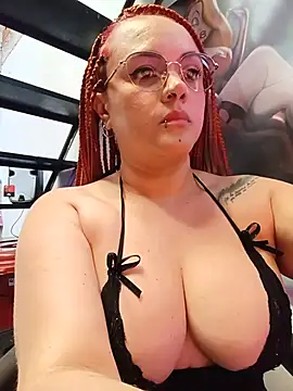 Samantha_41 - Oil on the breasts