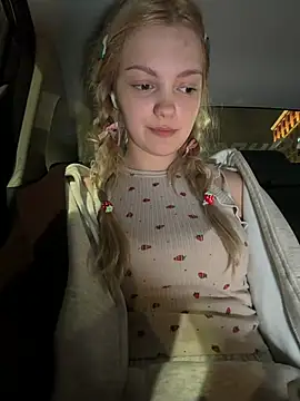 Elsawhere - doggy and pull panties b/w pussylips🍓💦