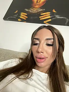 BlueEyes_BB - Settle the mood for your fav Queen 👑