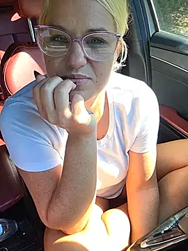 LadyB07 - Cum hard with dildo