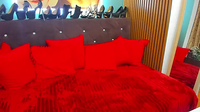 LauraSiin - get my pussy wet and squirt for you