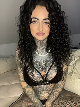 Lottchen_inki - Squirt mit Nahaufnahme +LtGewinntVideo