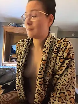 AhlanaLuxe - Play with pussy
