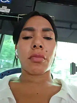 Doll_Loren - BUZZ MY PUSSY HARD IN PUBLIC