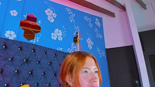 Violetsmith1_ - SPANK ASS NO PANTY SO HARD X15 +OIL 🍑🥵