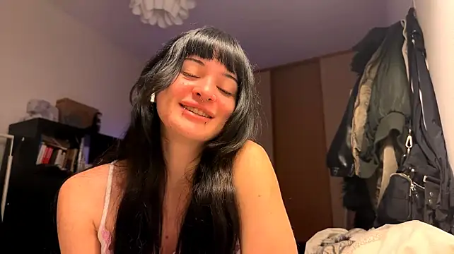 ClareBalaski - Leg-split