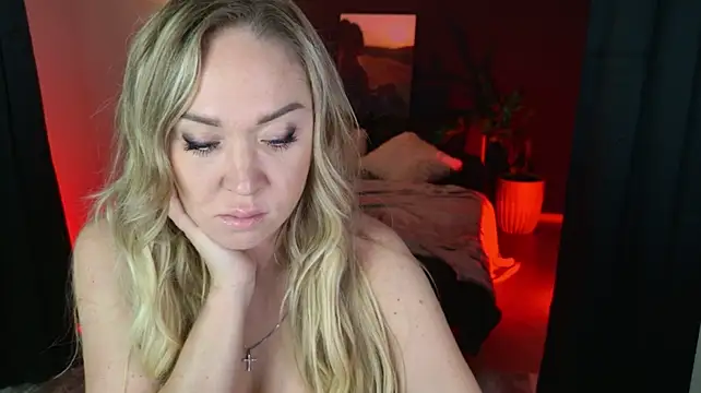 LaPuma - two ladies tomorrow online,show reaction