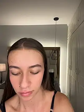 Chloe_Key - DOMI PLAYING WITH PUSSY