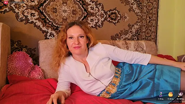 SimaGoldy - Naked & Sexy Pose