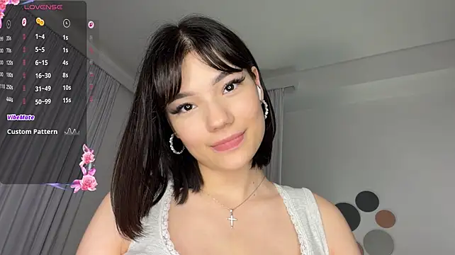 Barbie_Aria - Suck and lick my nipples