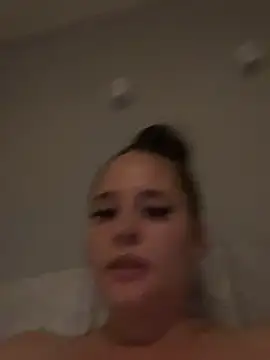 Poppylooloo - Bend over spank ass