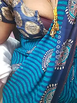 Tamil_Ammani - Boobs show😜😜😝🥰🔥🔥🔥