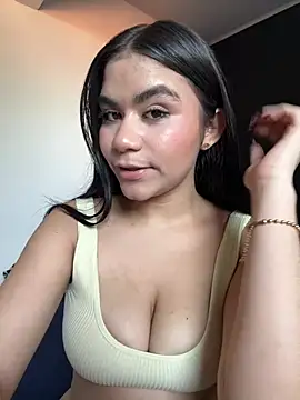 Shairarose_ - Una sorpresa bien rica 😋🥰💧💧🔥
