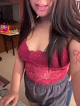 SweetieeFox - make me naked and cum public first time