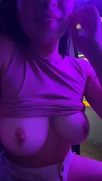 Loren_golden - Would you like to see me without clothes