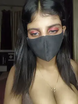 Zaayaa_2 - Full open