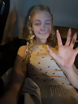 Elsawhere - flash boobs in bra behind UBER driver 🚕